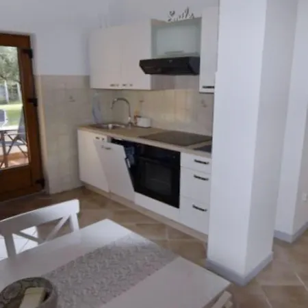 Renovierte In Zambratija Mit Grossem Garten By Interhome * Umag