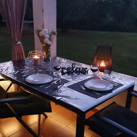 Apartmán Renovierte In Zambratija Mit Grossem Garten By Interhome