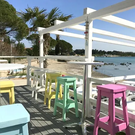 Renovierte In Zambratija Mit Grossem Garten By Interhome * 우마그