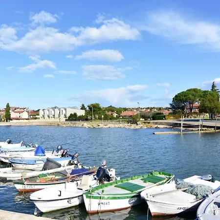 Apartament Renovierte In Zambratija Mit Grossem Garten By Interhome Umag