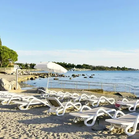Renovierte In Zambratija Mit Grossem Garten By Interhome Apartmán Umag